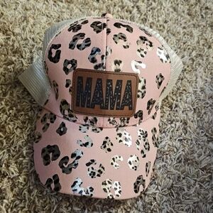 Handcrafted Mama‎ Basbeall Pony Tail Cap
